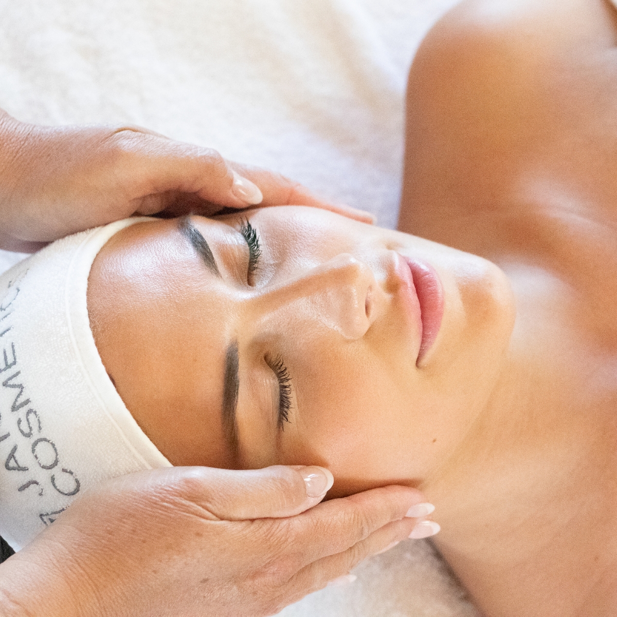 COMBINATION SKIN Treatment bei JANSSEN COSMETICS